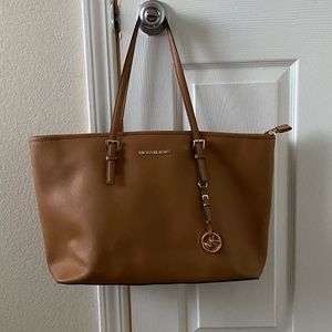 Michael Kors tote